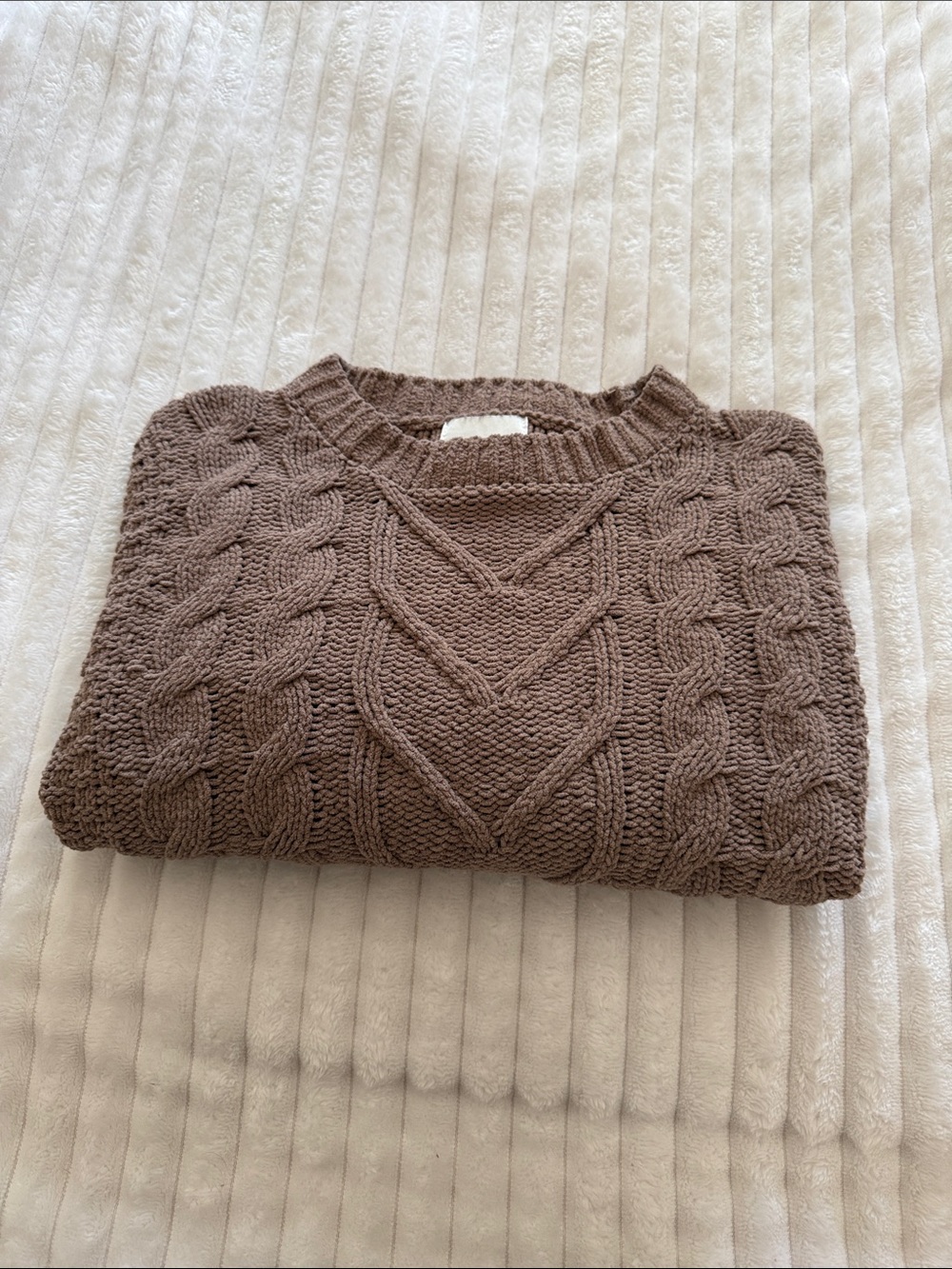 Dry Goods Women's Taupe Brown Cable Crewneck Sweater